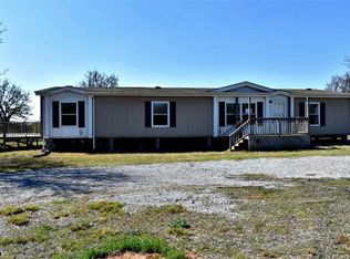 1558 Howard Ln, Marlow, OK 73055
