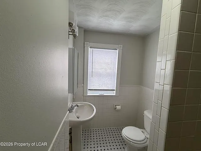 178 S Sherman St — Photo 6