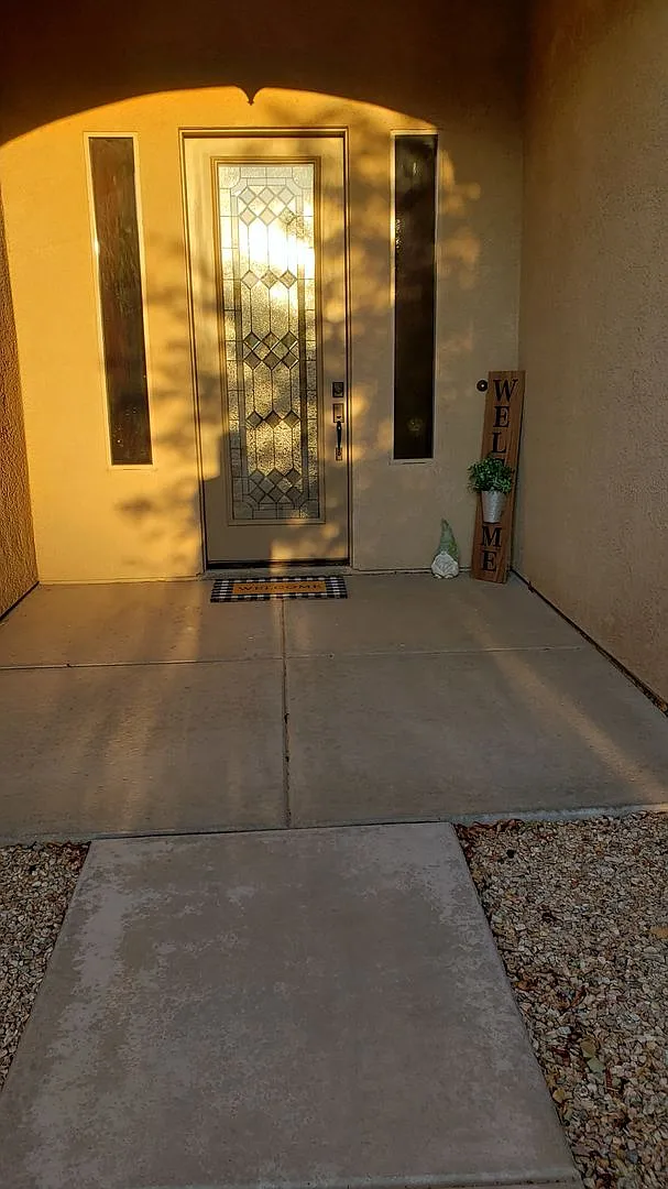 Just Reduced!!Winter Furnished Rental Available 2027 — Photo 3