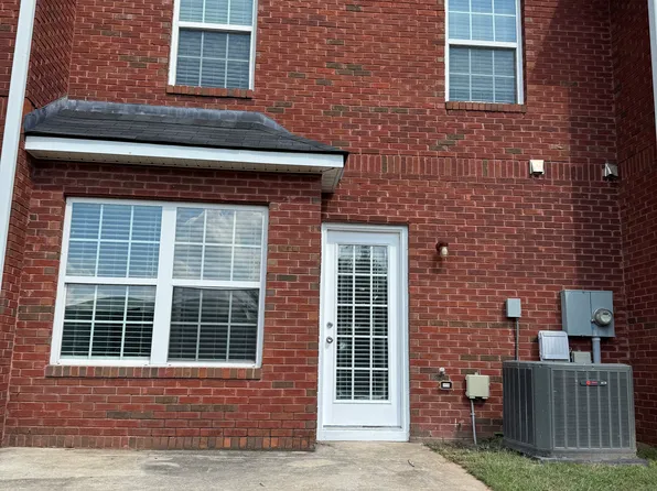 7712 Autry Cir, Douglasville, GA 30134