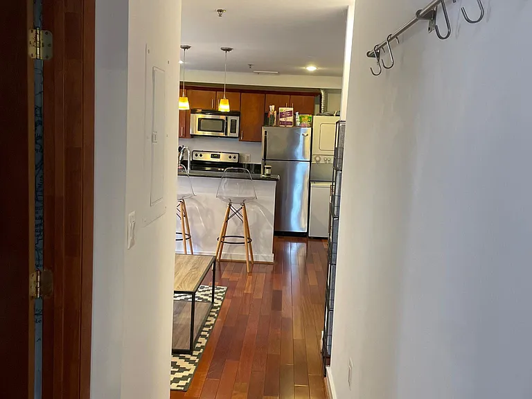 1512 Marion St NW #203 — Photo 9