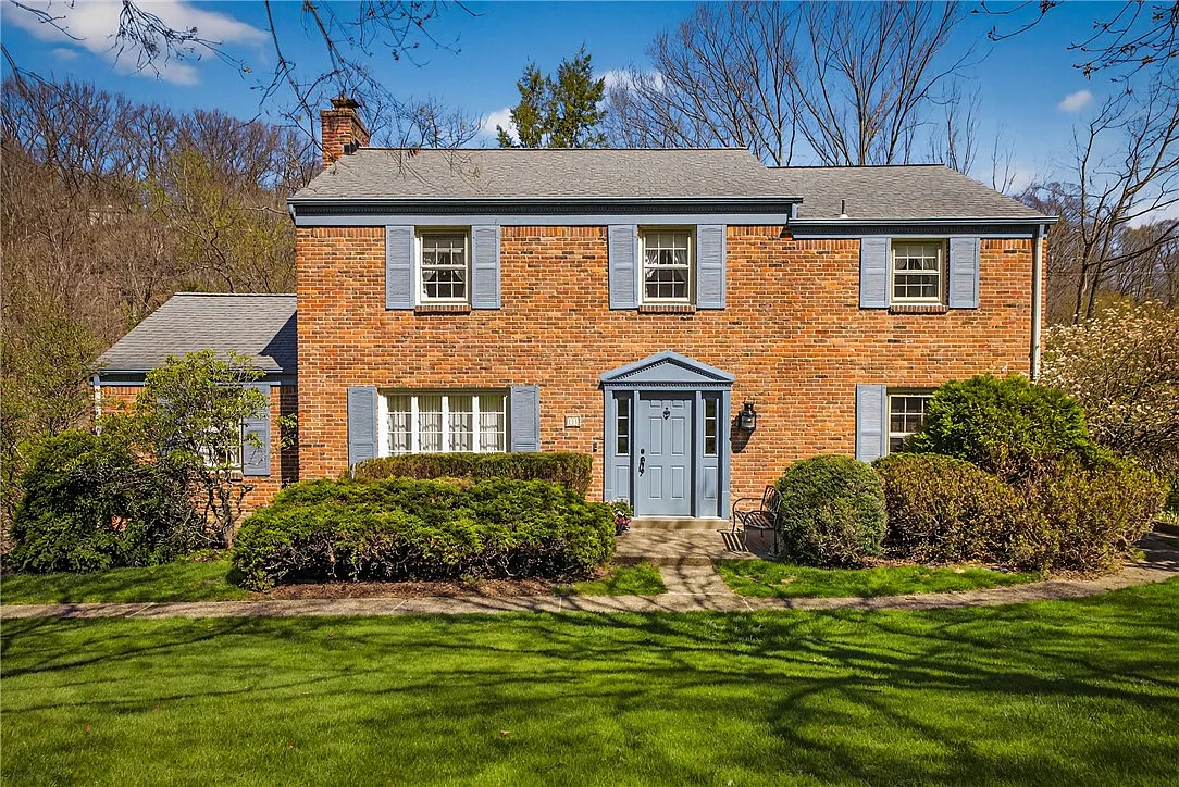 111 Woodshire Dr photo 1