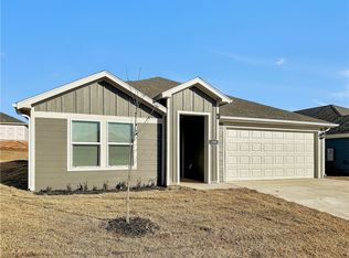 4342 W Glacier St, Fayetteville, AR 72704