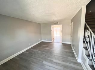 2006 N 1st St, Fresno, CA 93703