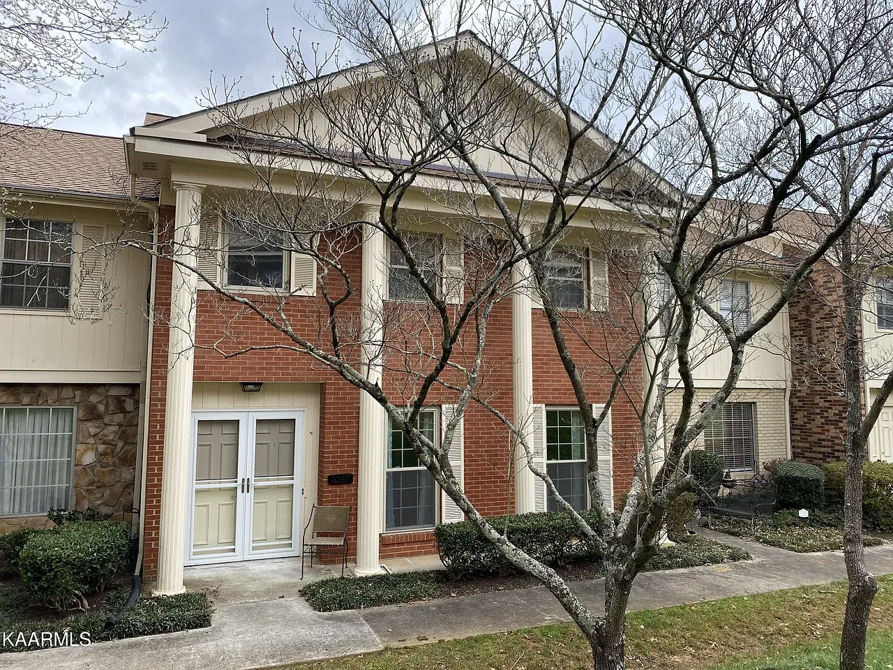 3 bed, 1680 sqft, $2,350 — Photo 1