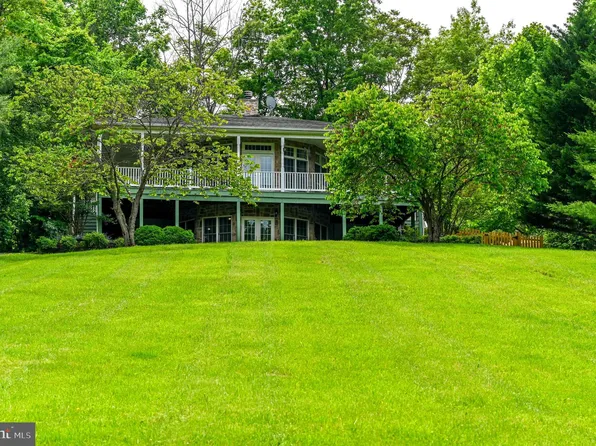 170 Vaughndom Way, Martinsburg, WV 25404