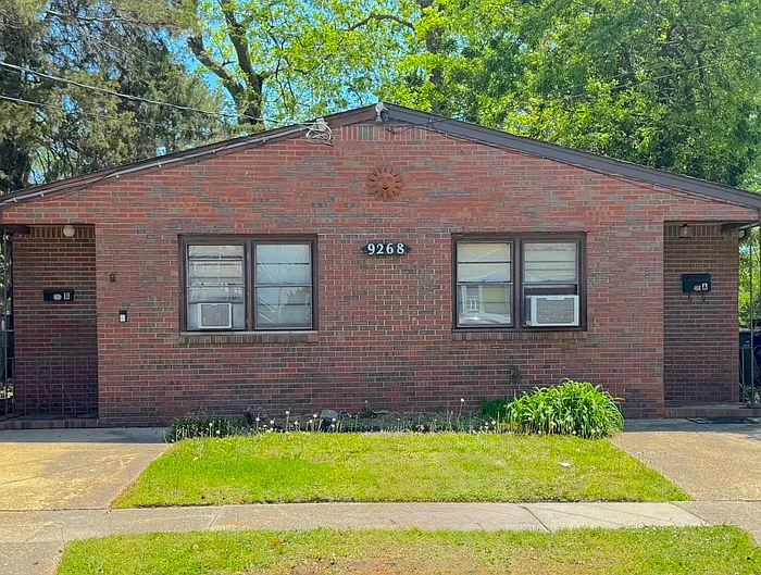 Building Photo - 9268 Buckman Ave #A