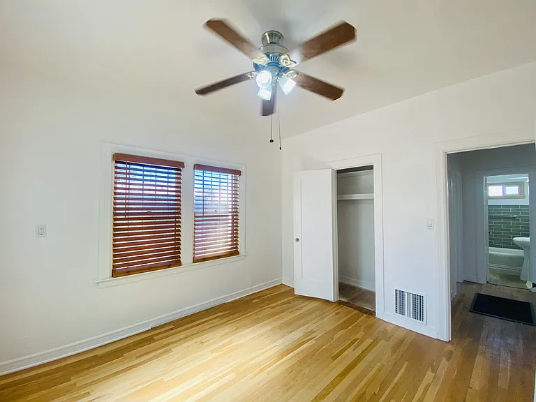 3249 E Presidio Rd — Photo 8