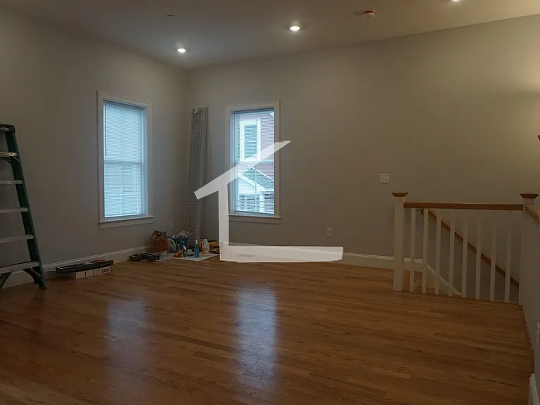 38 Murdock St #4 — Photo 3
