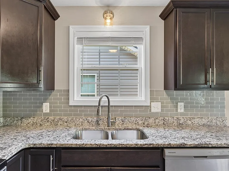 620 Hollow Crst — Photo 15