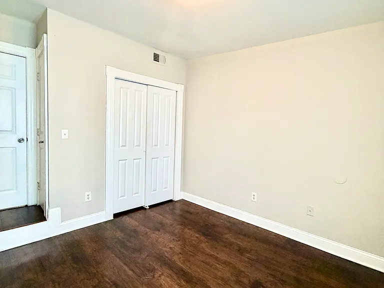 2125 1/2 McCulloh St #3 — Photo 12