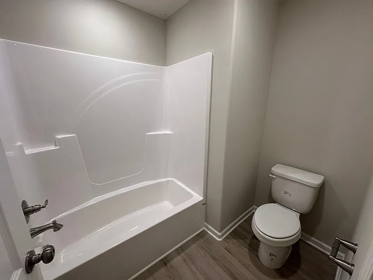 1850 Madison St #302 — Photo 27