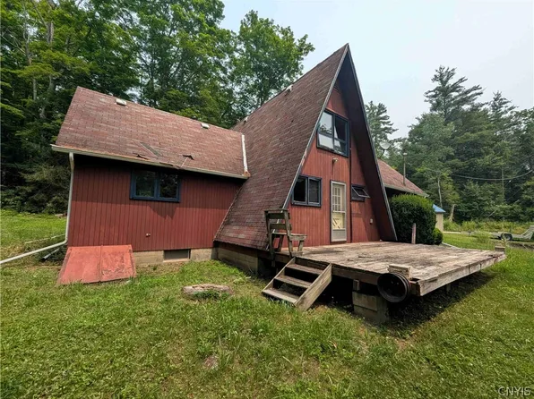 7581 Bully Hill Rd, Almond, NY 14804