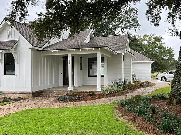 321 Cuban Lily Dr, Fairhope, AL 36532