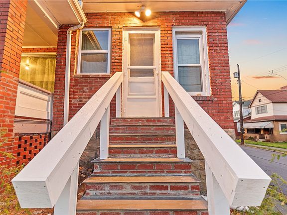 4th image of 300 Locust Ave