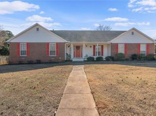 300 Jeremys Straight, Stockbridge, GA 30281