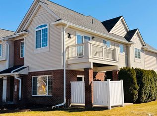 24031 Fairlane Blvd, Woodhaven, MI