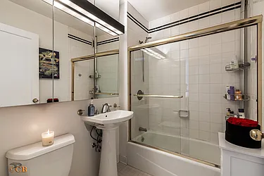 Rented by AVENUE 8 INC