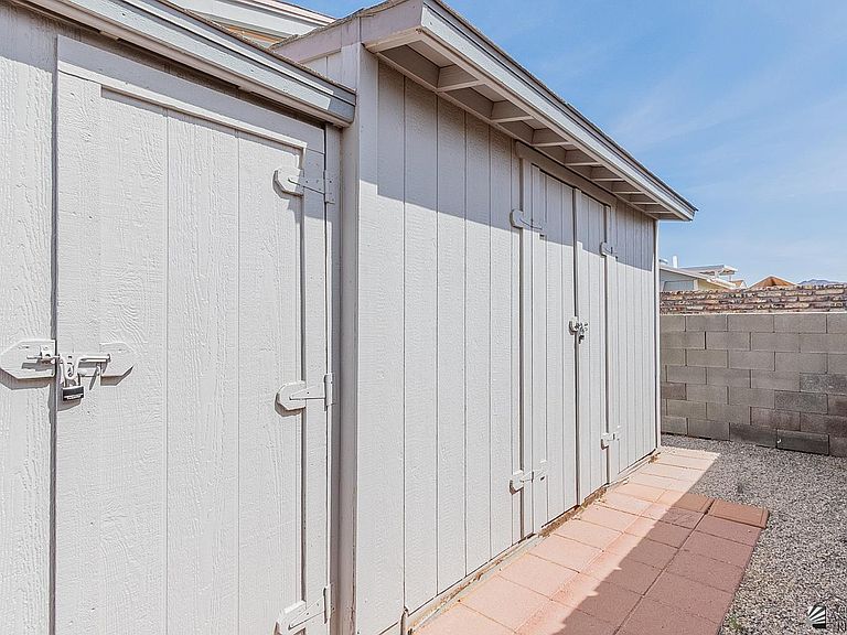 Storage shed