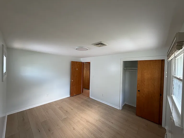 61 Sweetwood Dr — Photo 13