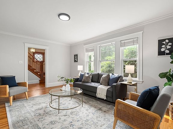 5th image of 67 Ronald Rd