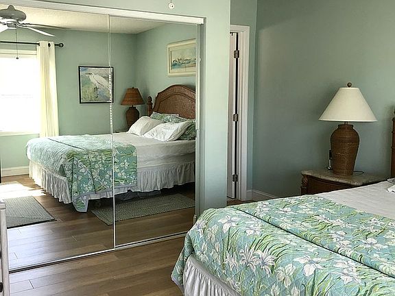 2nd image of 5200 Ocean Beach Blvd #22B
