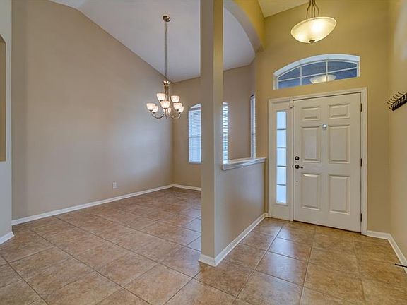4th image of 19146 Sunset Bay Dr