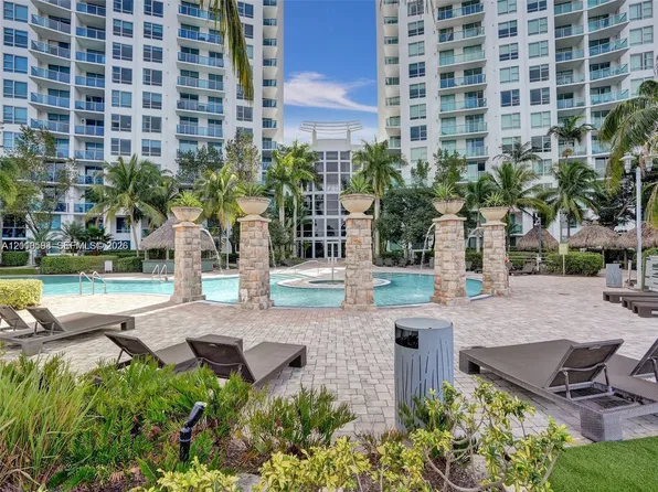 2681 N Flamingo Rd APT 605, Sunrise, FL 33323