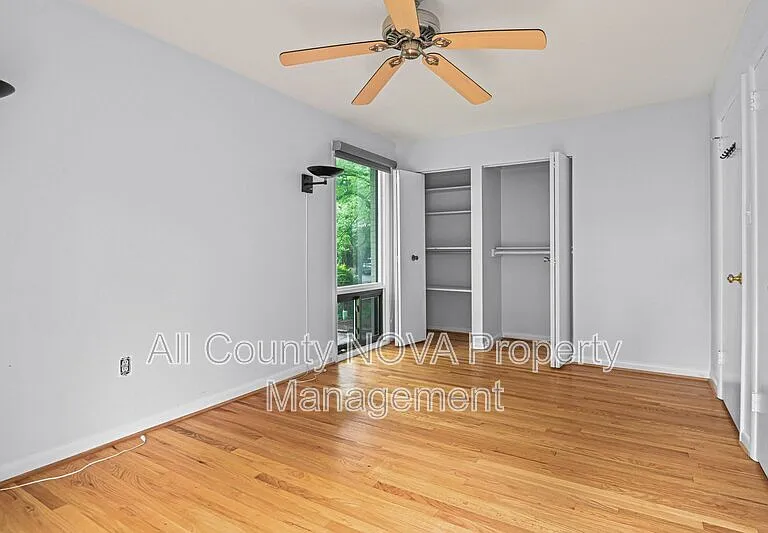 8108 Timber Valley Ct — Photo 27