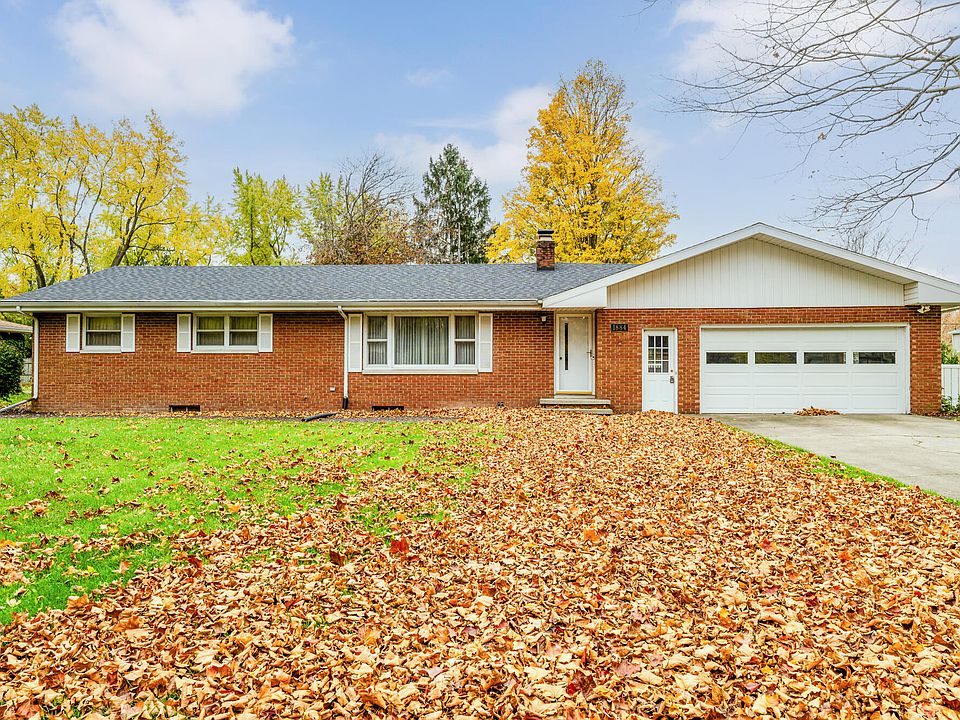 1st image of 1884 Acorn Dr