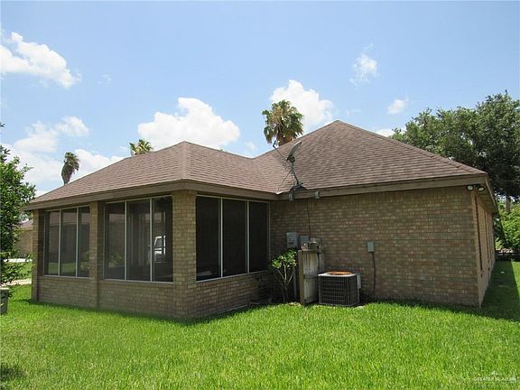 3rd image of 1930 River Bend Dr