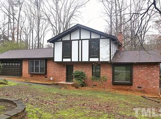 1403 Laughridge Dr, Cary, NC 27511