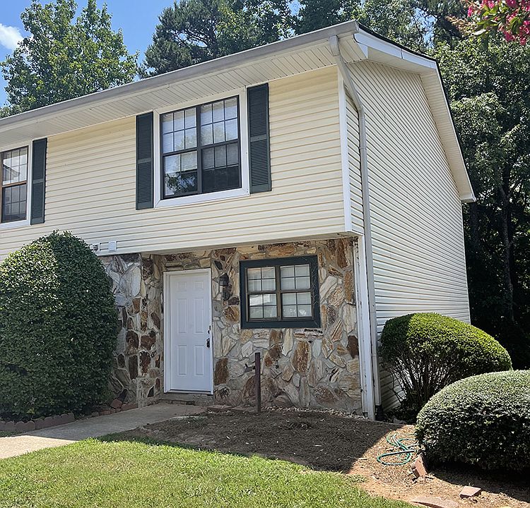 1st image of 2497-D Hidden Cove Ct