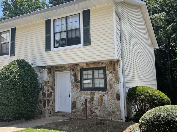 2497-D Hidden Cove Ct, Gainesville, GA 30501