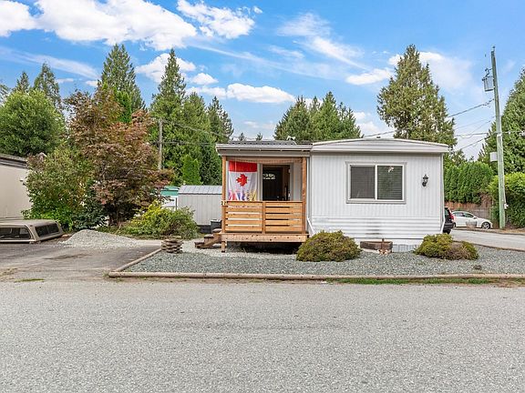 3rd image of 21163 Lougheed Hwy #32