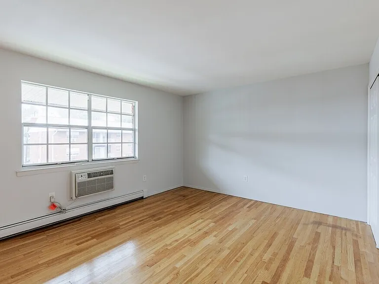 10 Scott Ct #C3 — Photo 15