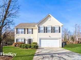 7011 Hill N Dale Dr, Kernersville, NC 27284