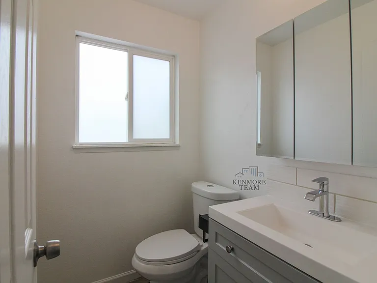 2122 S Olympia St — Photo 10