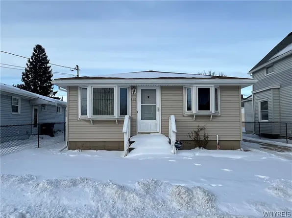 138 Cleveland Ave, Buffalo, NY 14218
