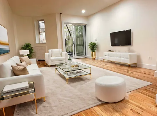 Rented by Compass | media 27