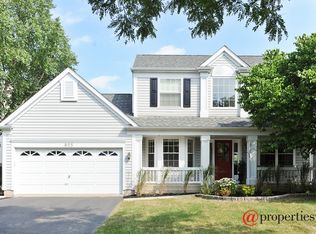 855 Chesapeake Blvd, Grayslake, IL 60030