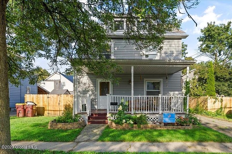2nd image of 16 Murdock Avenue