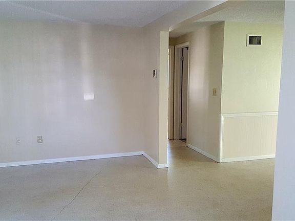 2nd image of 3552 Cheswick Dr