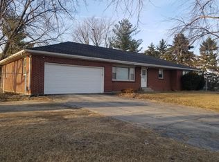 23274 Emerson Rd, Sterling, IL 61081