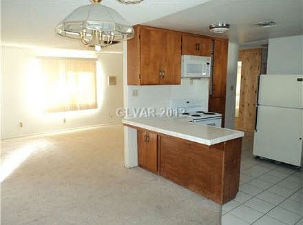 2nd image of 6020 W La Madre Way
