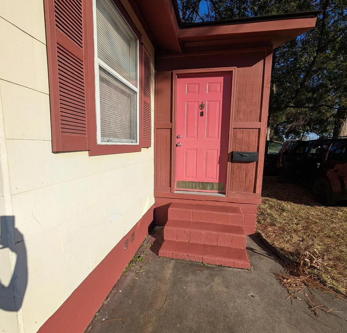 1600 Damon St — Photo 2