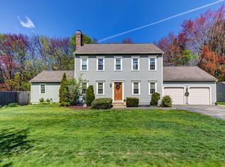 2 Merriam Way, Upton, MA 01568