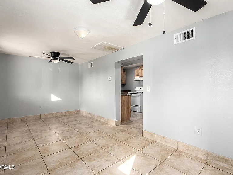 1920 W Tonto St #1 — Photo 4