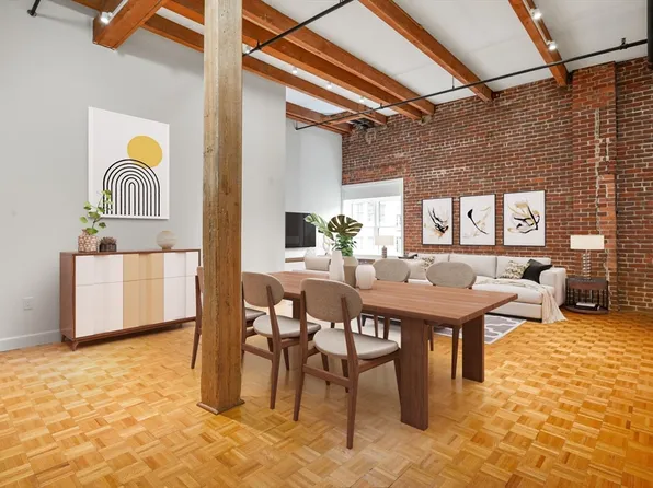 15 Sleeper St APT 503, Boston, MA 02210