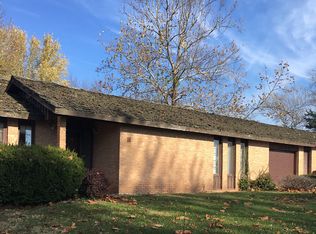 11 Heath Ct, Macomb, IL 61455